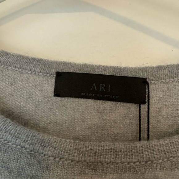 NWT Ari Men’s Cashmere Crewneck Sweater- Large - Picture 4 of 10